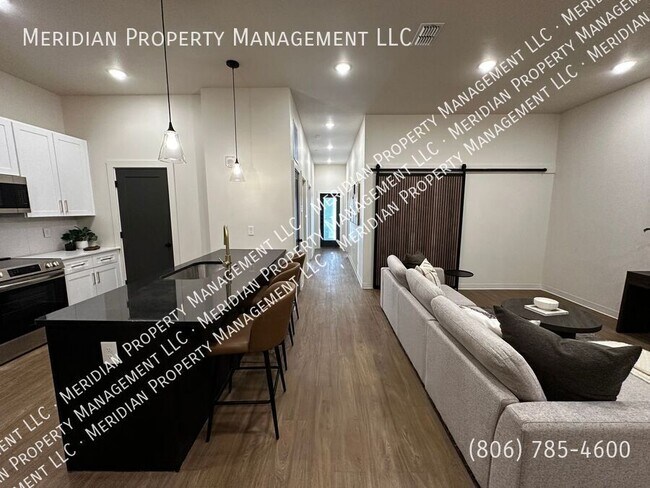 Foto del edificio - 5912 Erskine St