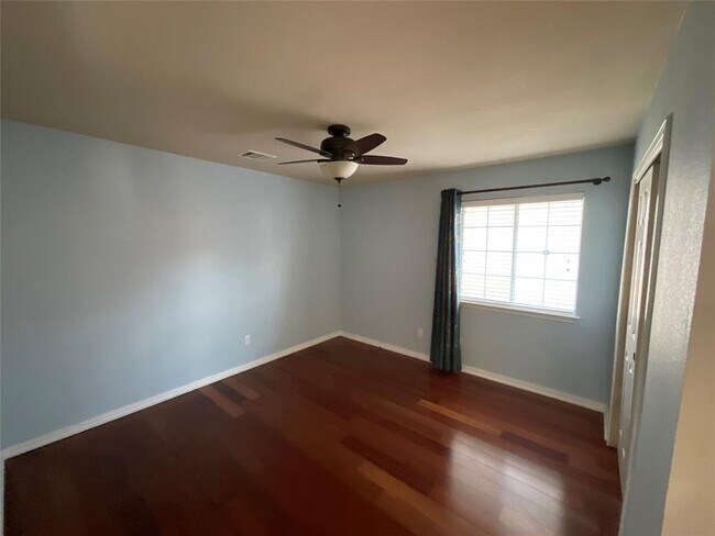 Foto del edificio - 15529 Staked Plains Loop