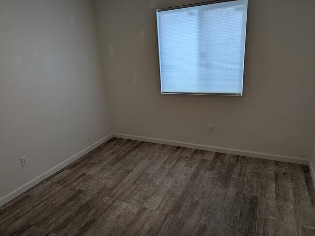 Foto del edificio - 324 Sycamore Dr