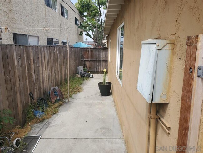 Foto del edificio - 520 Glover Ave
