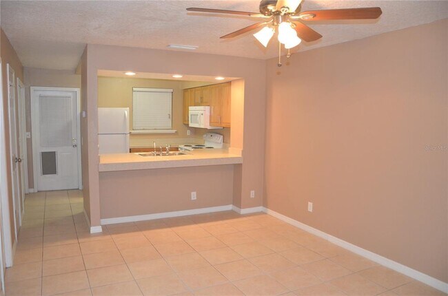 Building Photo - 13868 Stone Mill Way