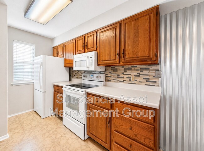 Foto del edificio - 14443 N Pennsylvania Ave