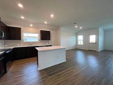 Building Photo - 601 Chickasaw Ln