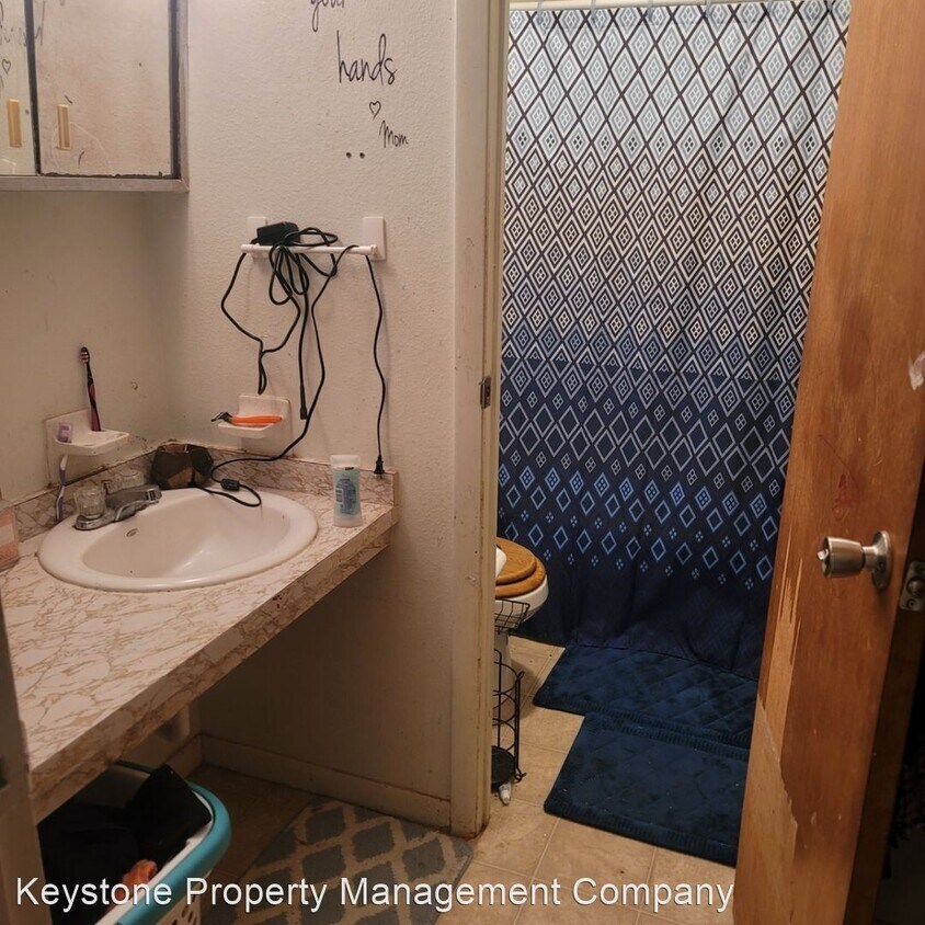 Foto del edificio - 2 br, 1.5 bath House - 1002 21st Avenue Place