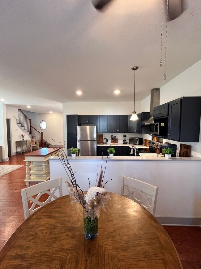 Foto del edificio - 420 Veritas St