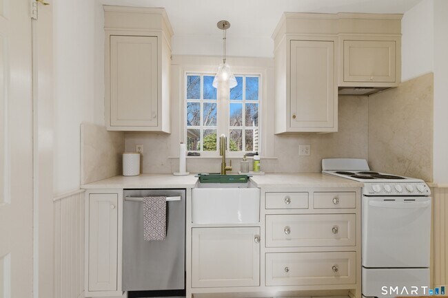 Foto del edificio - 12 Flanders Rd