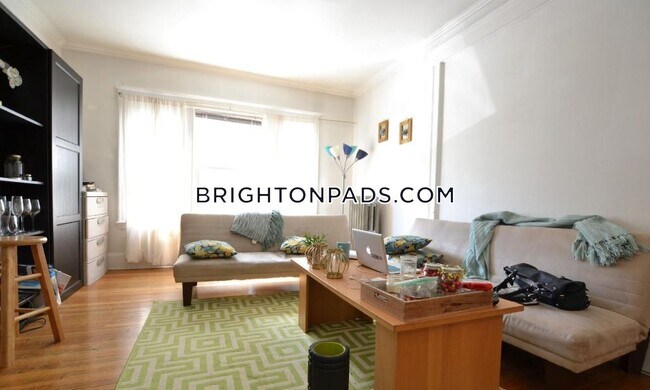 Foto del edificio - 25 Colborne Rd