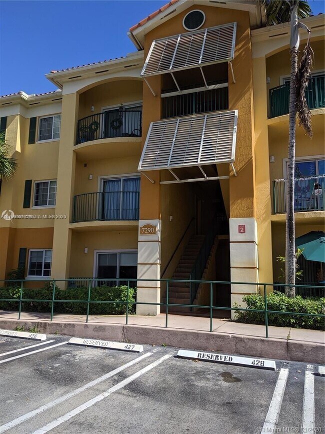 Building Photo - 7290 NW 114th Ave