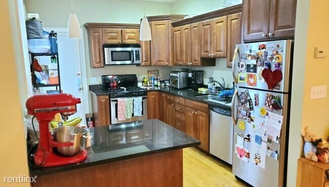 Building Photo - 2 br, 2 bath Condo - 11 Peters 2 Unit 2