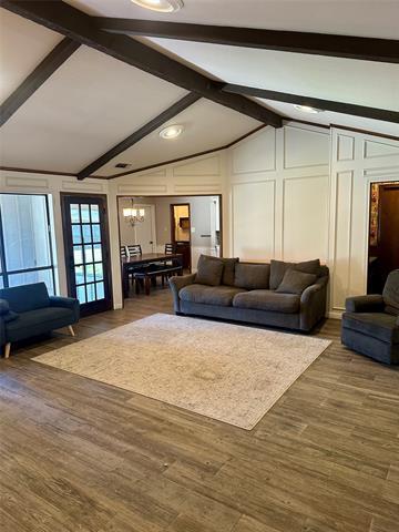 Building Photo - 4200 Los Robles Dr