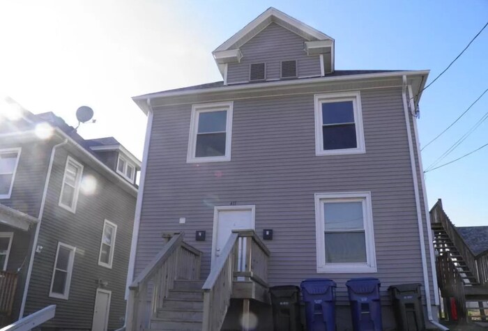 Primary Photo - Beautiful duplex, move in ready.