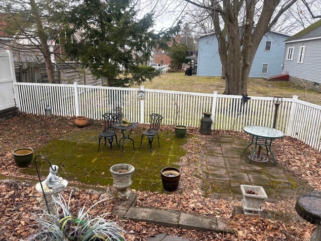 Foto del edificio - 20 Saratoga Ave