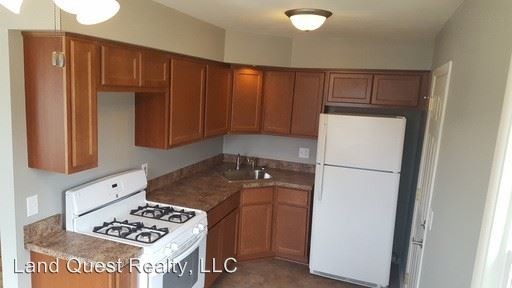 Foto del edificio - 2 br, 1 bath Apartment - 509 3 Mile Rd.
