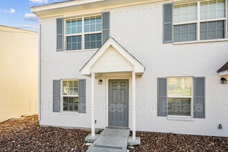 Building Photo - 2914 Prairie Flower Cir