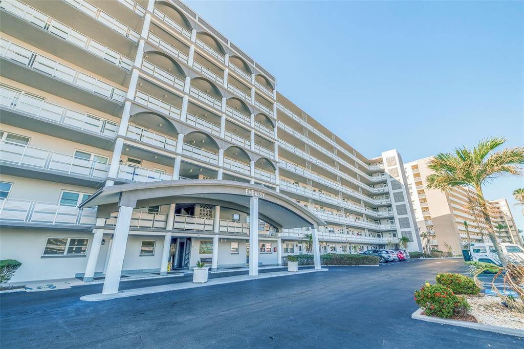 Foto principal - 5900 Shore Blvd S