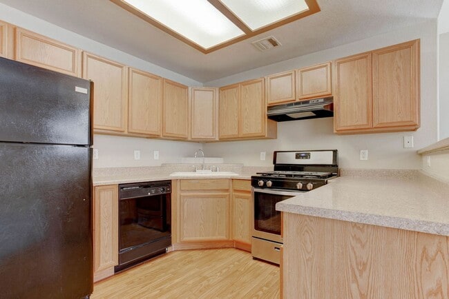 Building Photo - 4655 Gold Dust Ave