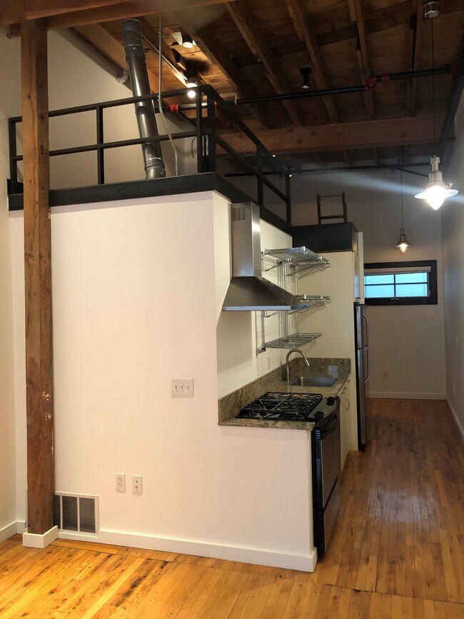 Foto del edificio - 346 Pierpont Ave