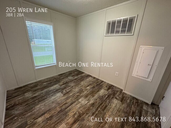 Foto del edificio - 205 Wren Ln