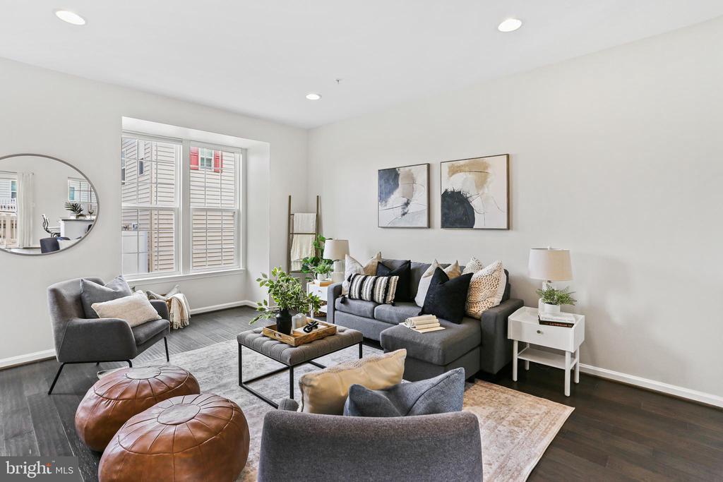 Foto principal - 7610 Golden Slumber Ln
