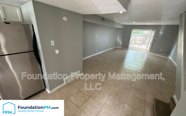Building Photo - 5260 Flowering Peach Dr