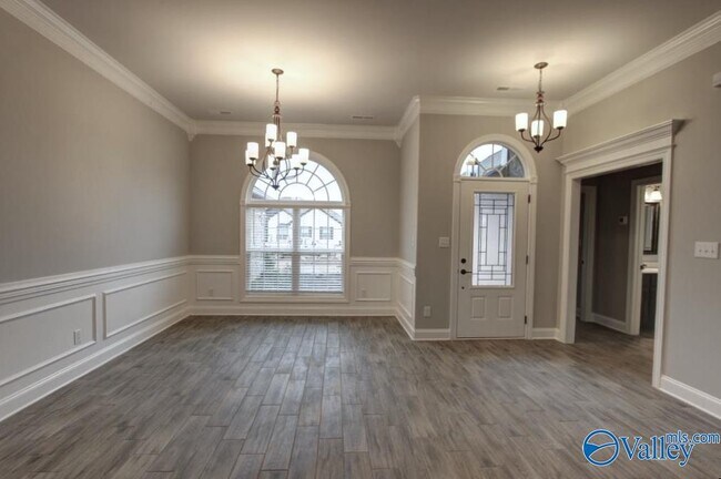 Building Photo - 25669 Millbrook Dr