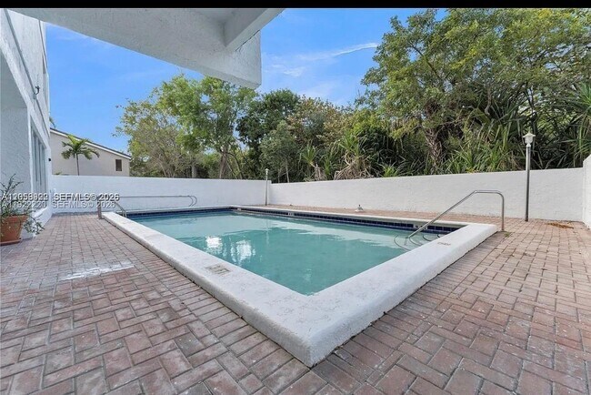 Foto del edificio - 16508 NE 26th Ave
