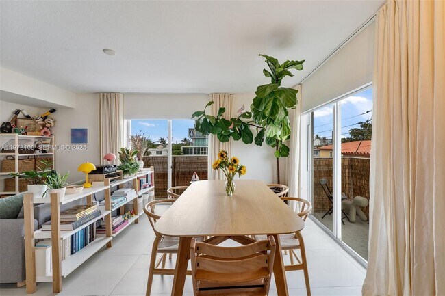 Building Photo - 630 85th St