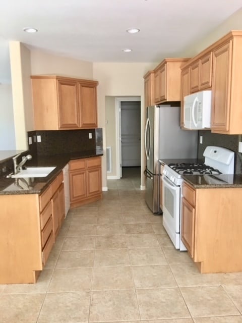 Foto del edificio - 2912 Gables Ct