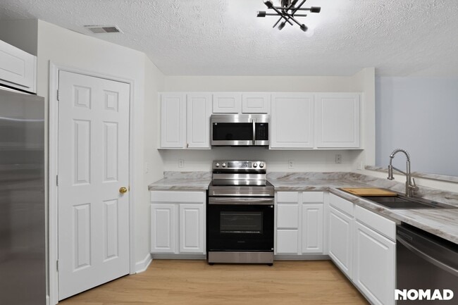Foto del edificio - 3093 Harpeth Springs Dr
