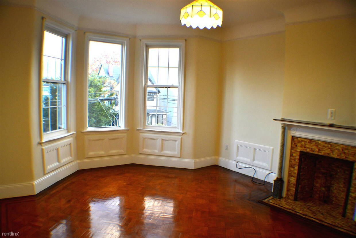 Primary Photo - 2636 14th St
