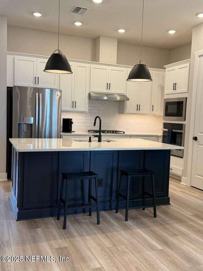 Building Photo - 11023 Cosmic Wy