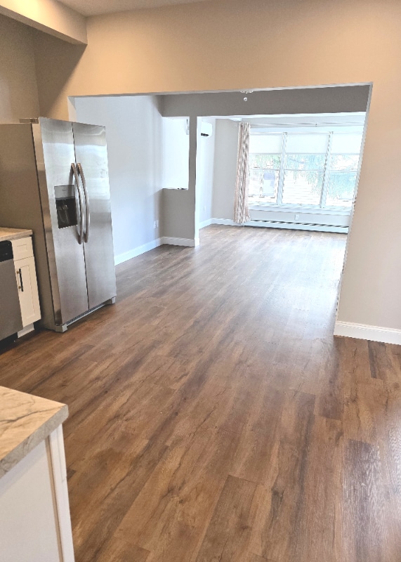 Building Photo - 313 State St