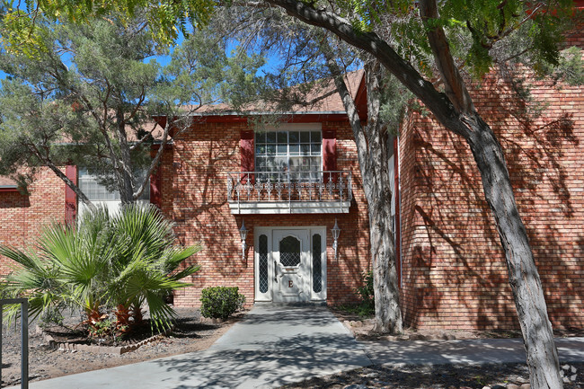 Foto del edificio - Santa Rosa Apartment Homes