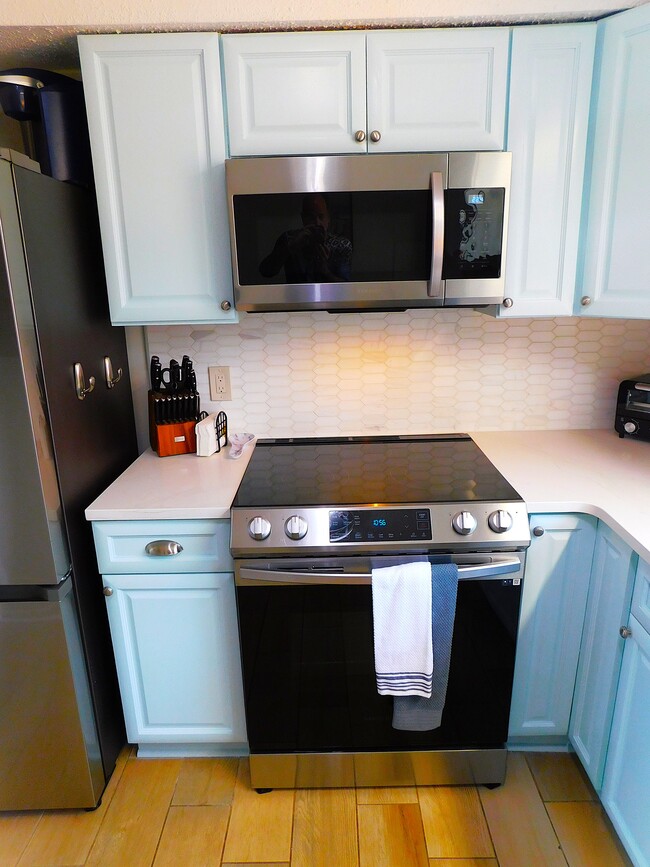 Foto del edificio - 1809 Crooked Pine Dr