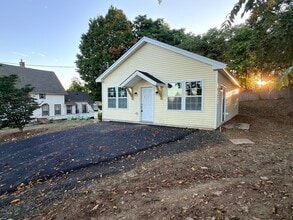 Building Photo - 24 Creeper Hill Rd
