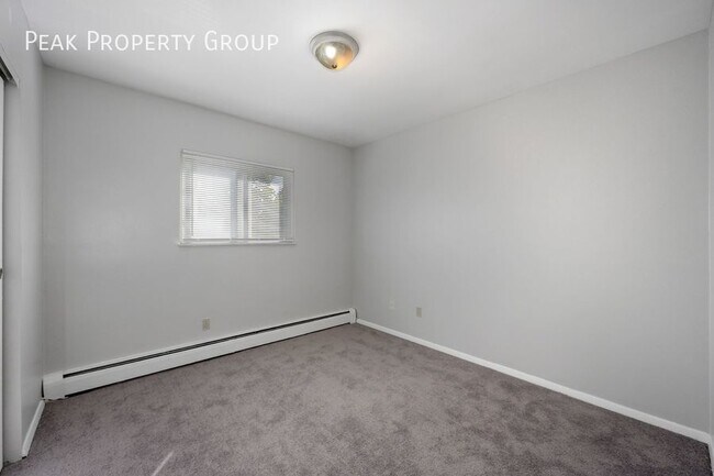 Foto del edificio - Welcome to 3505 Telford Street