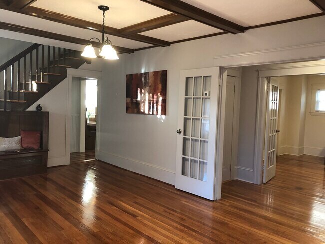 Foto del edificio - 61 Hadwen Rd