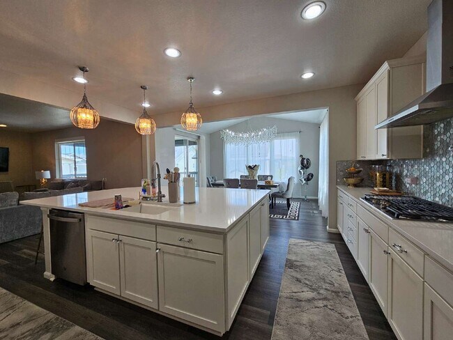 Foto del edificio - 5186 Ditmars Ln