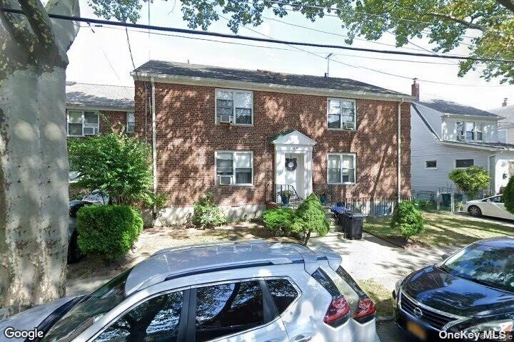 Primary Photo - 40-15 193rd St