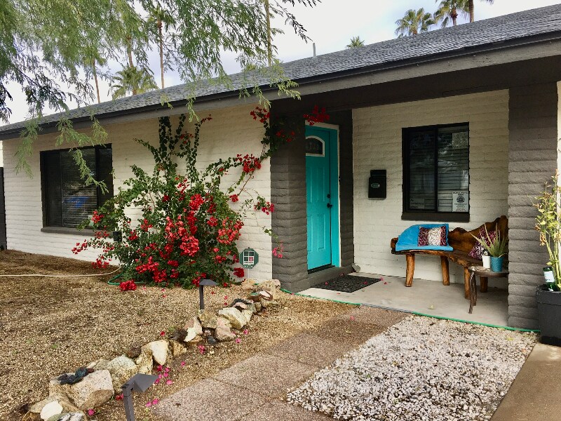 Primary Photo - 3718 E Garden Dr