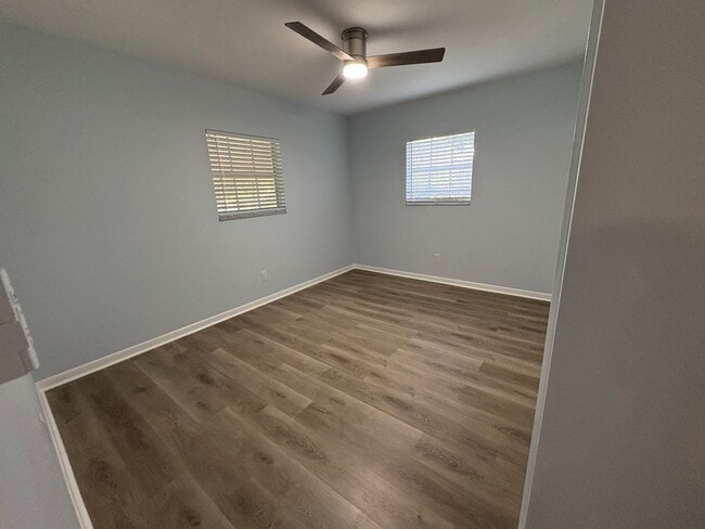 Photo - 2510 Lake Ellen Dr House