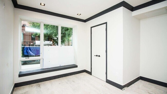 Quintess Apartments Brooklyn Ny Apartments Com