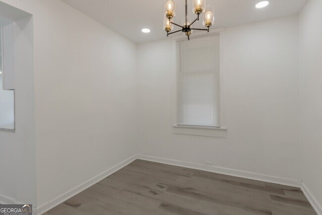 Foto del edificio - 235 Dodd Ave SW
