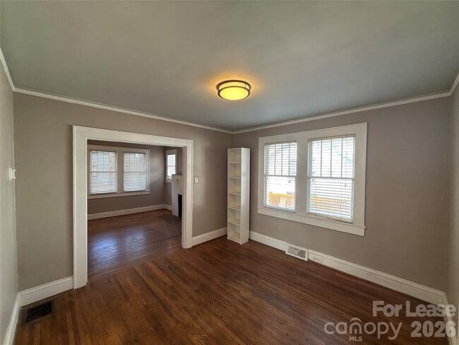 Foto del edificio - 1624 Club Rd