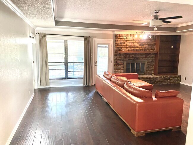 Sala de estar - 4712 Ringold Dr