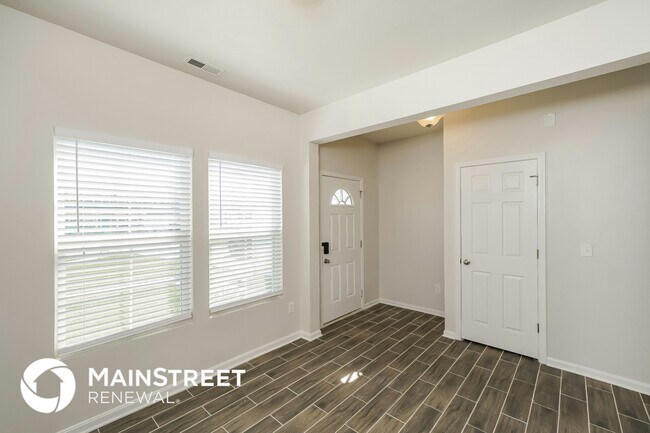 Foto del edificio - 120 Wedgewood Ct