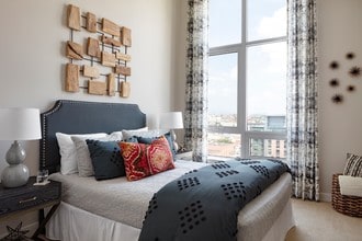 Liberty Harbor East photo'