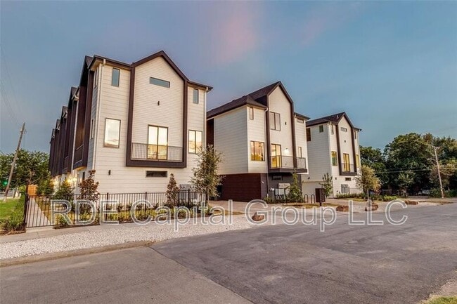 Photo - 3308 Birmingham Ave Apartment