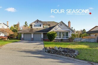 Building Photo - 1148-1161 161 St