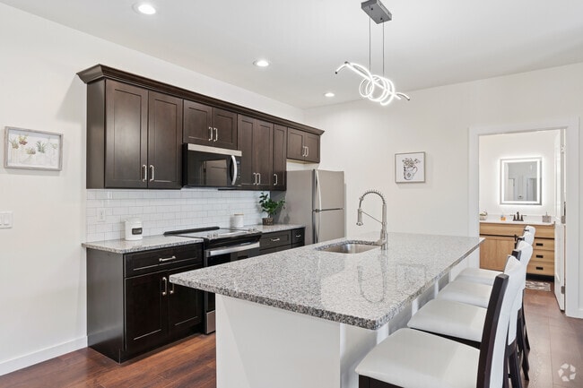 Interior Photo - The Pinnacle at Swiftwater